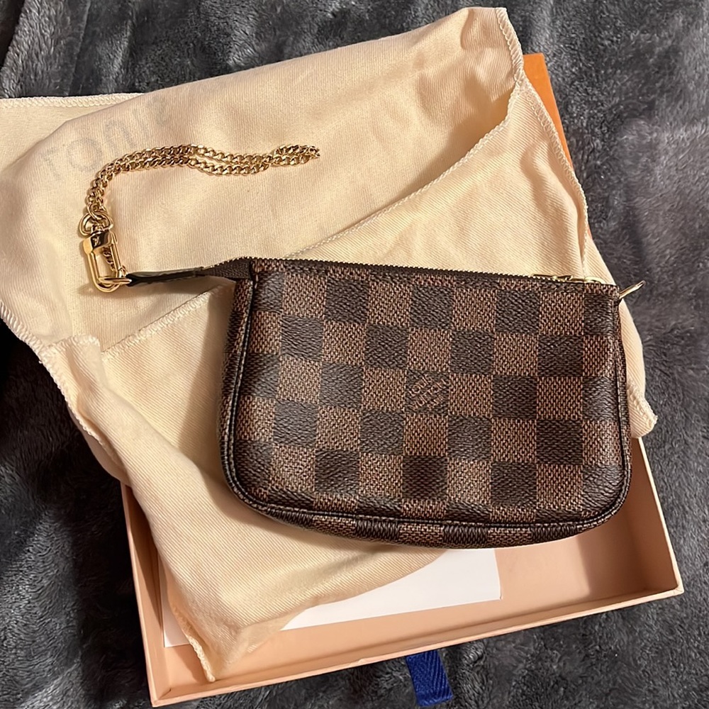 Louis Vuitton Mini Pouchette